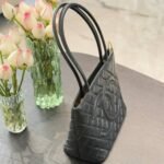 Chanel Medallion Tote Bag Black 30cm - Image 6