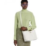 Gucci Betty Small Tote Bag White Matelasse 18Cm ‎847386 AAFA1 9050 - Image 7