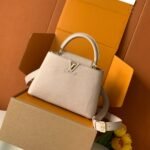 Super Vip 1:1 – Louis Vuitton Capucines BB Bag Beige Galet 27Cm M94634 - Image 2