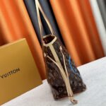 Louis Vuitton Dubai Nevefull MM Bag Blue 31Cm - Image 5