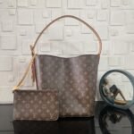 Super Vip 1:1 – Louis Vuitton All In GM Monogram Brown 31Cm M12926 - Image 2