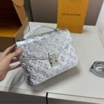 Louis Vuitton Pochette Métis Bag Monogram Miroir Silver 25Cm - Image 2