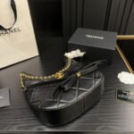 Chanel Hobo Handbag Shiny And Gold Tone Black 27Cm AS5419 B19643 94305 - Image 3