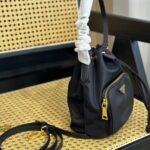 Prada Duet Re Nylon Bucket Bag Black 18Cm 1BH038 RV44 F0002 V UOP - Image 5