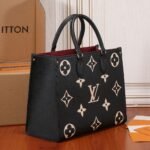 Louis Vuitton Onthego Black Beige MM 35Cm M45495 - Image 3