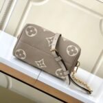 Louis Vuitton Speedy Bandoulière Bicolor Monogram 20.5cm M46575 - Image 4