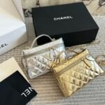 Chanel Vanity Case With Chain Metallic Silver 20Cm - Image 8