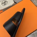 Hermes Izmir Sandal Black And Brown - Image 7