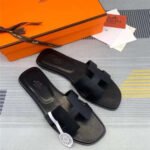 Hermes Oran Slide Sandals Black - Image 7