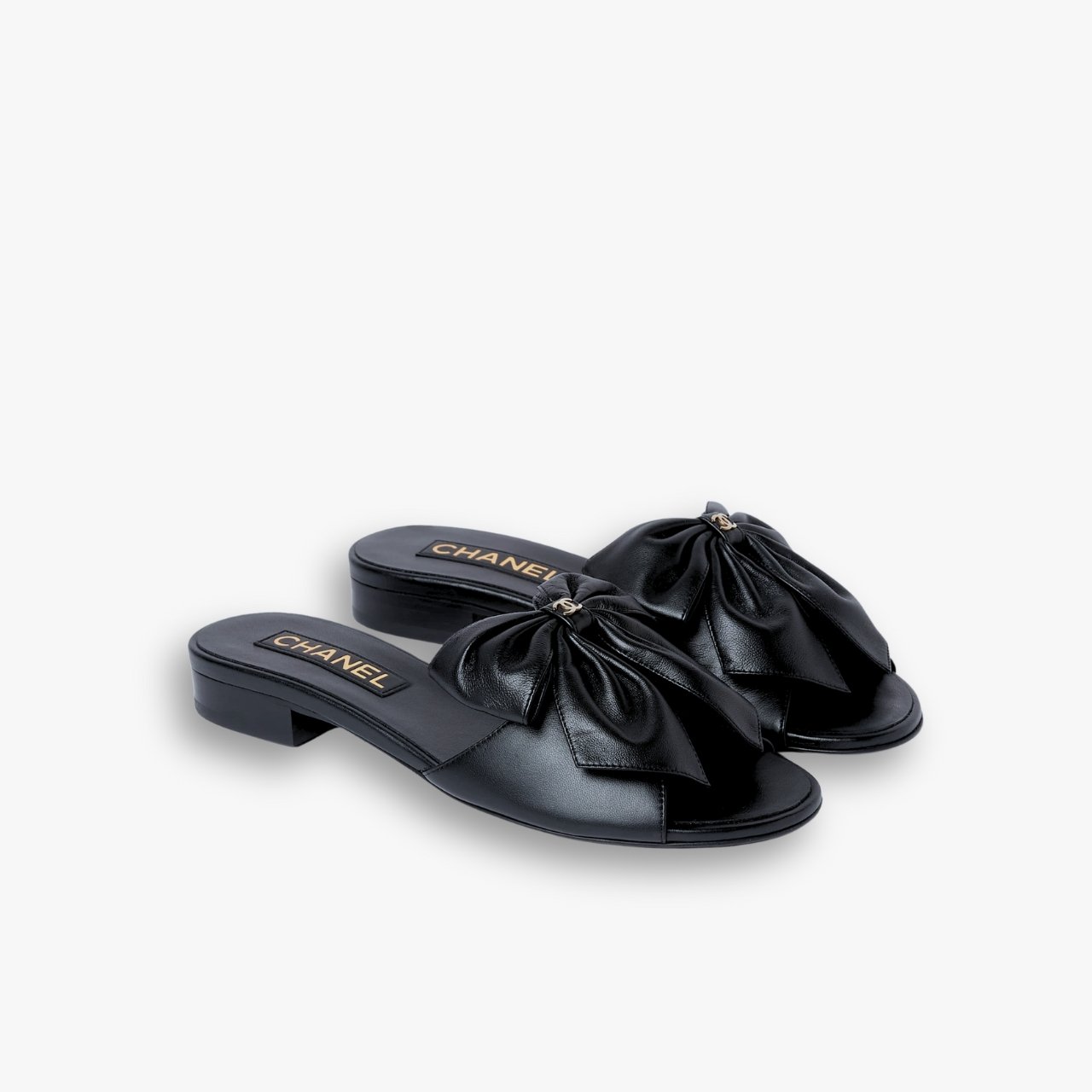 myelegous-1280-x-1280-px-2-1 Chanel Bow Embellished Slides In Black - Image 1